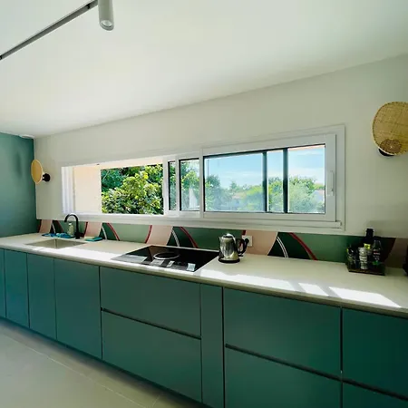 La Archipel Royan & Pool Tennis Villa *