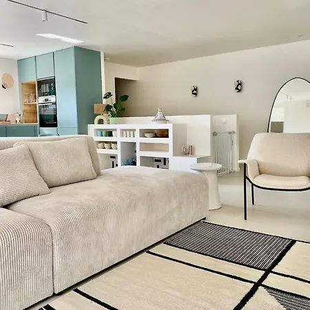 La Archipel Royan & Pool Tennis Villa *