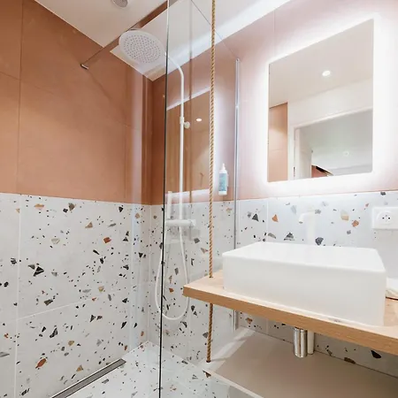 Harmony Homes - Heated Pool & Beaches 15 Min Away *