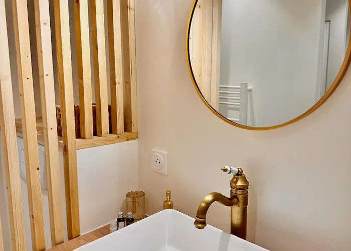 La Archipel Royan & Pool Tennis Villa *