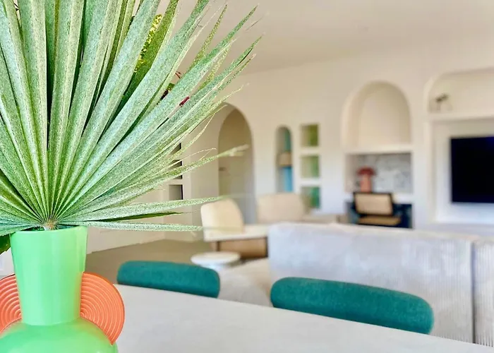 La Archipel Royan & Pool Tennis Villa